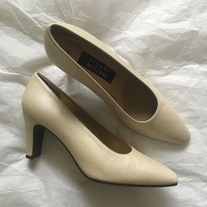 Stuart Weitzman | Vintage Pumps